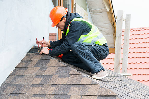 Best Commercial Roofing Services  in Mishicot, WI